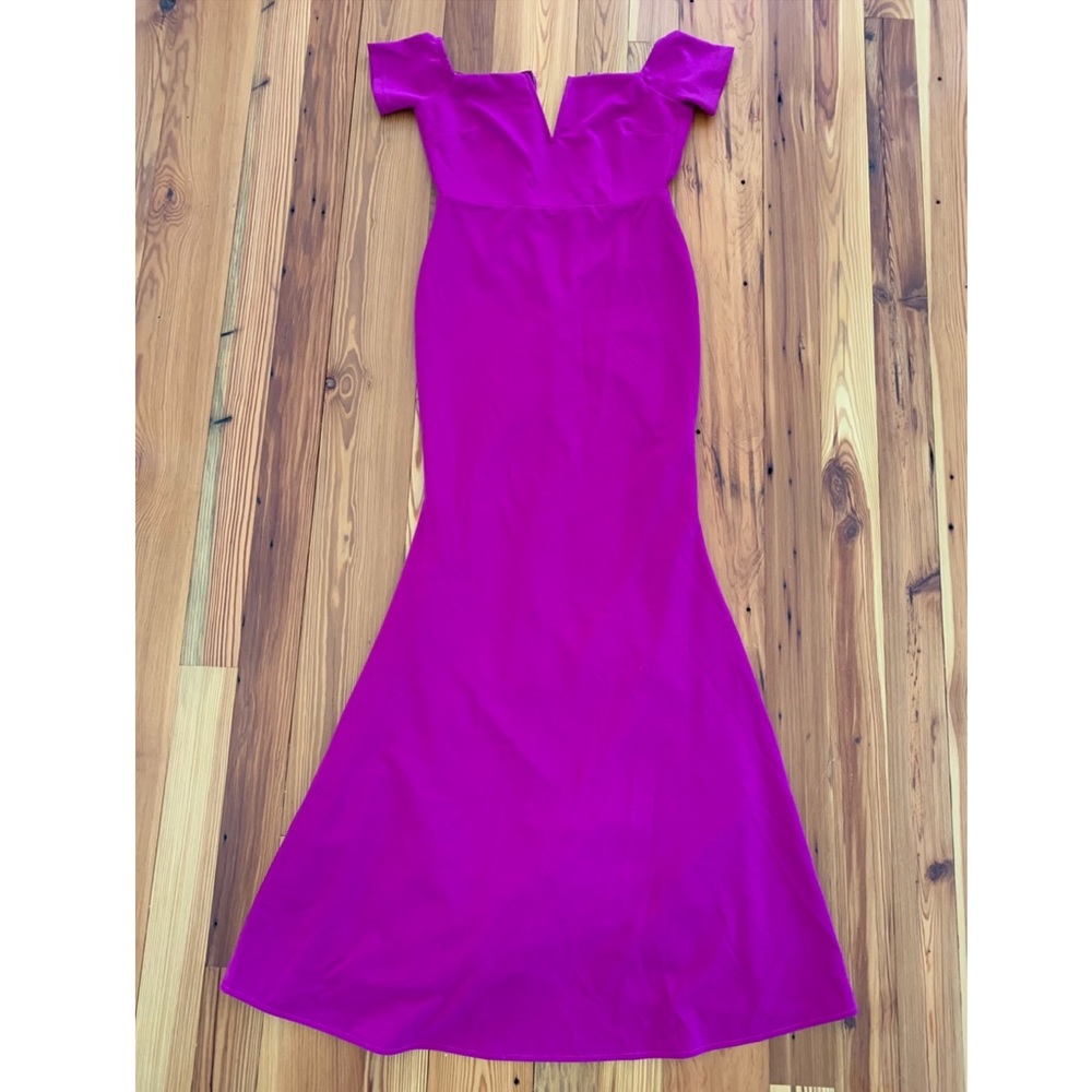 Lulu’s Formal Gown